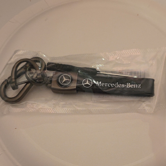 Mercedes Benz Other - Mercedes-Benz Keychain Leather Strap Buckle Tool Carabiner New